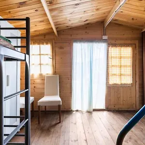 https://agricamping-le-terrazze.hotelitalianriviera.com